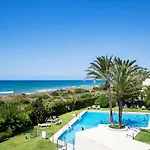 아파트 Front In Elviria 마르베야